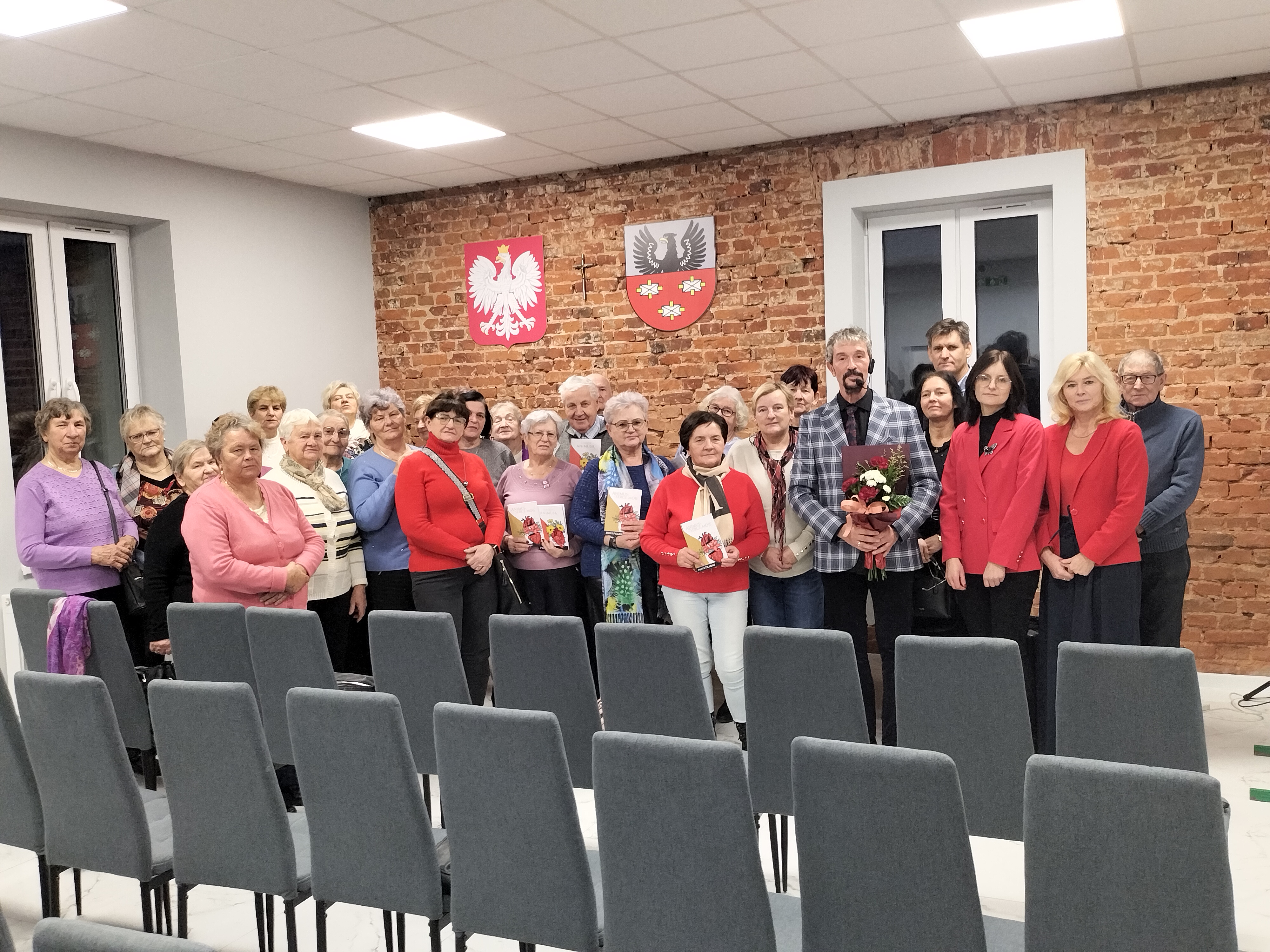 wsparcie-dla-klubu-seniora-w-oporowie