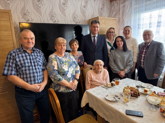 piekny-jubileusz-w-gminie-oporow-%f0%9f%8e%89%f0%9f%92%90